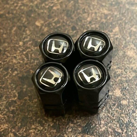 Four Honda Logo Tire Caps - Picture 1 of 3